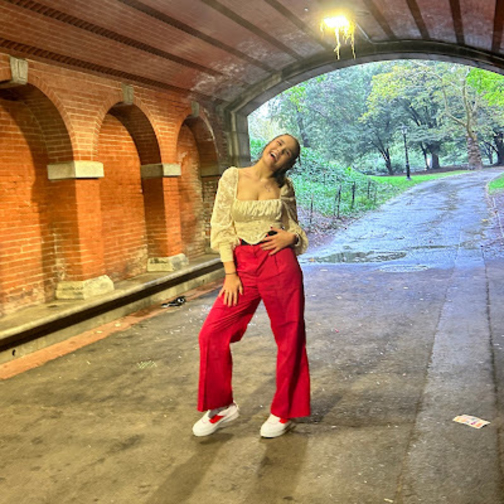 Meet your Posher, Ella